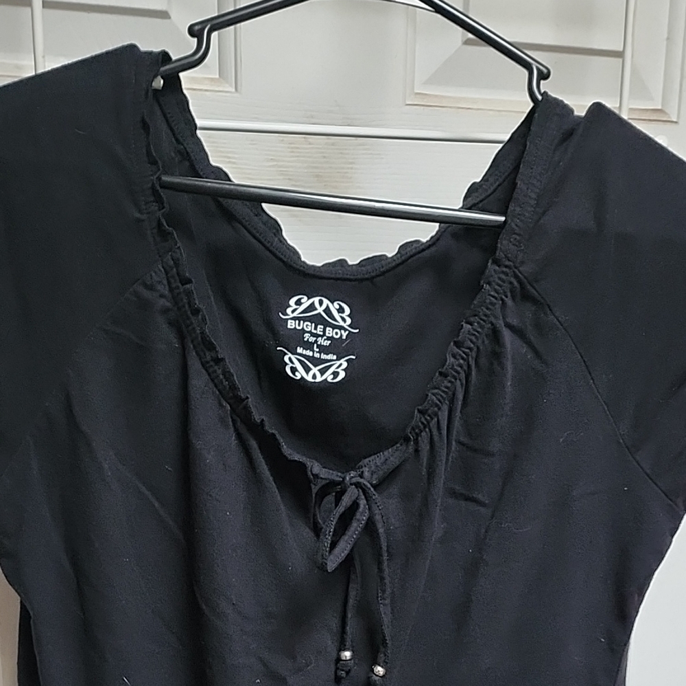 Bugle Boy Black Women's Blouse with Tie Detail - Picture 4 of 10